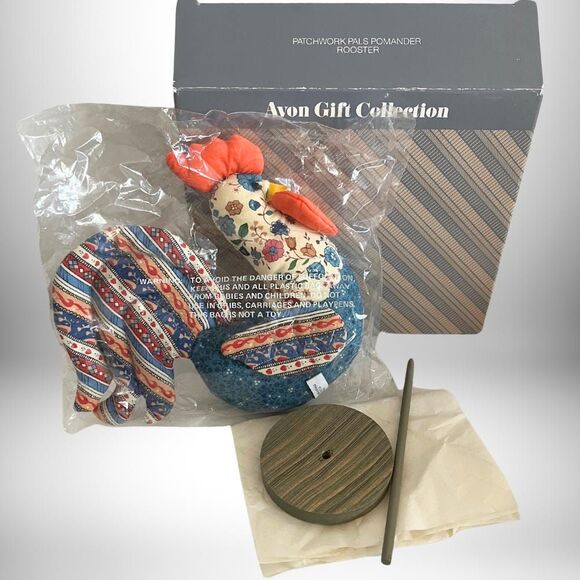 Patchwork Pals Romander Rooster with Stand - 1986 Avon Gift Collection - NIB - Picture 2 of 3